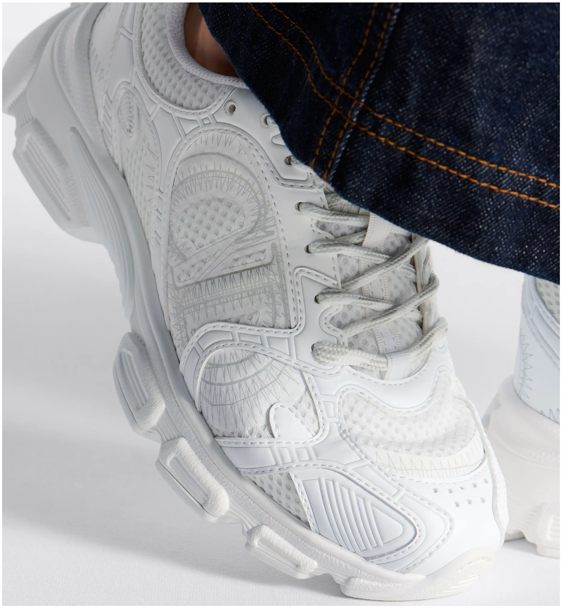 Dior Chrono Sneaker - Image 4